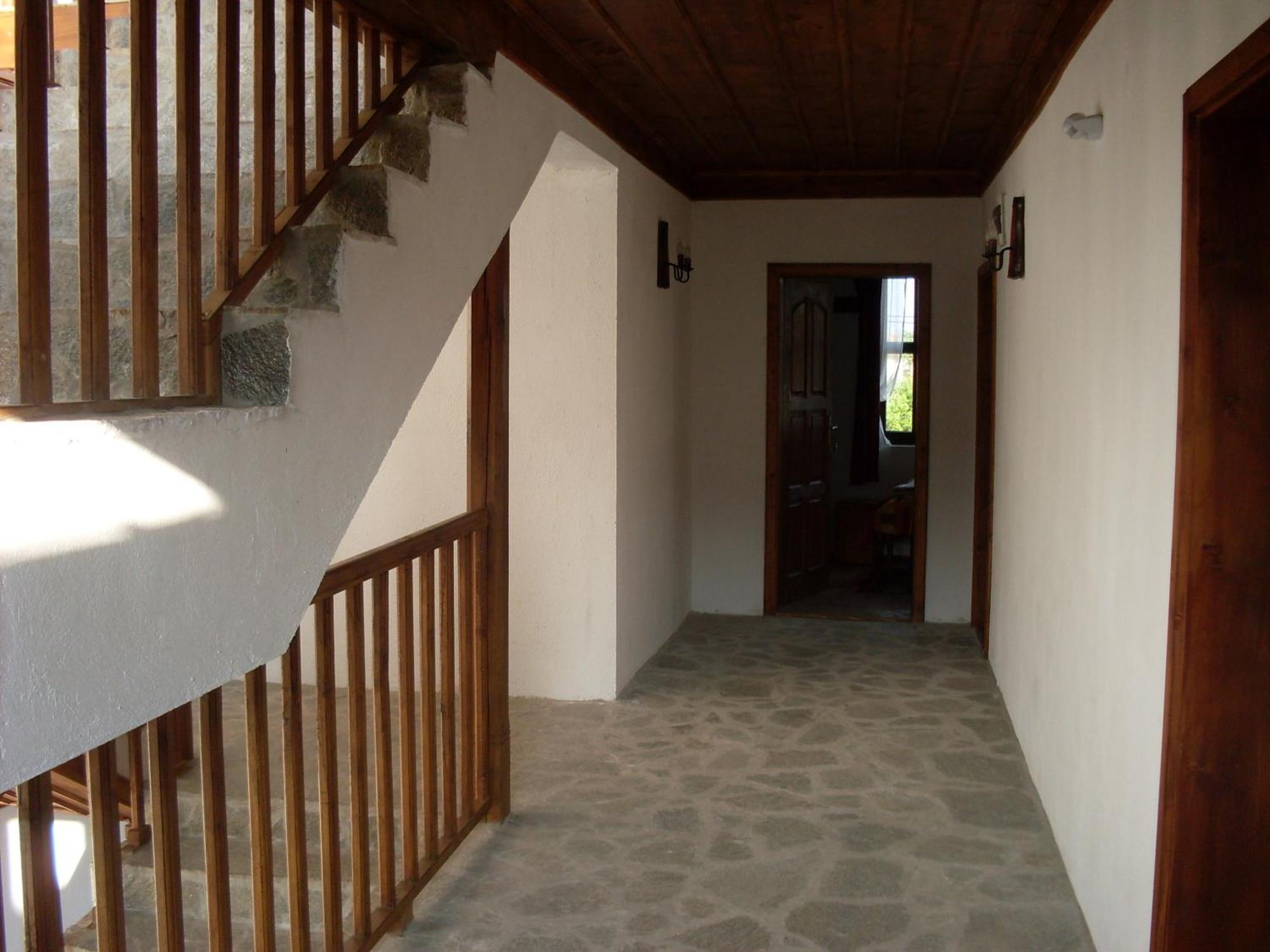 ホテル Tsutsovi House カロファー エクステリア 写真